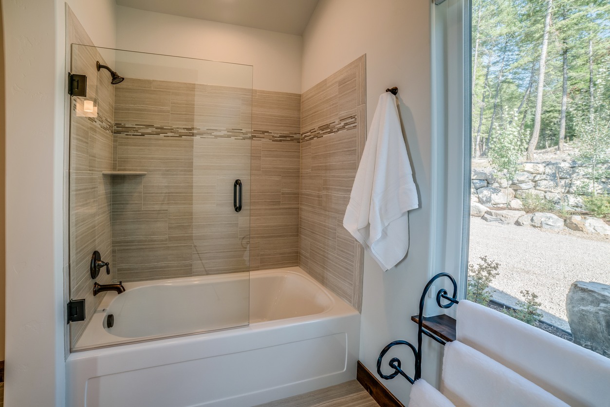 Shower & Tub Installation in Modesto
